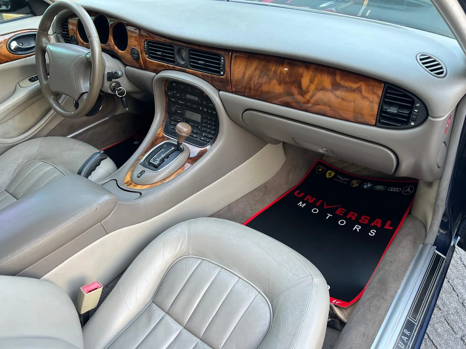 1998 JAGUAR XJ8 3.2 OTOMATIK V8