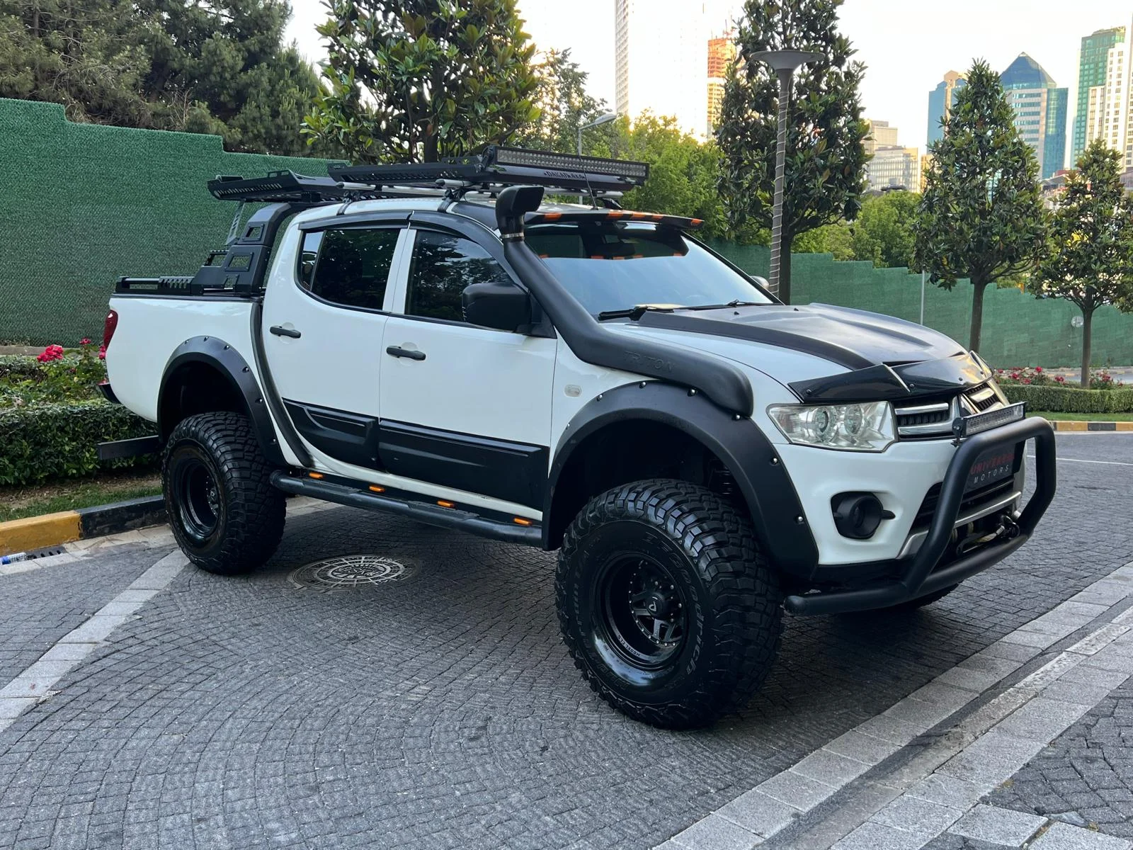 2014 L 200 2.5 TDI 4×4 INVITE