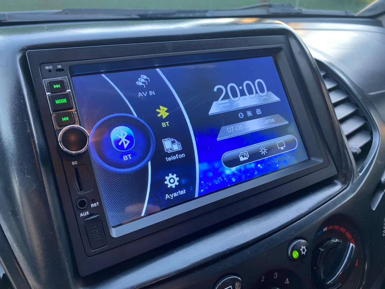 2014 L 200 2.5 TDI 4×4 INVITE