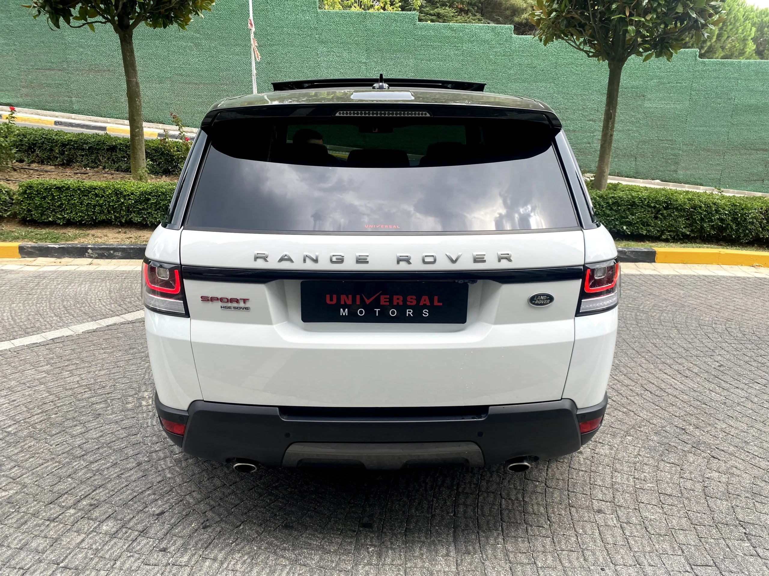 LAND ROVER SPORT 3.0 SDV6 HSE DYNAMIC