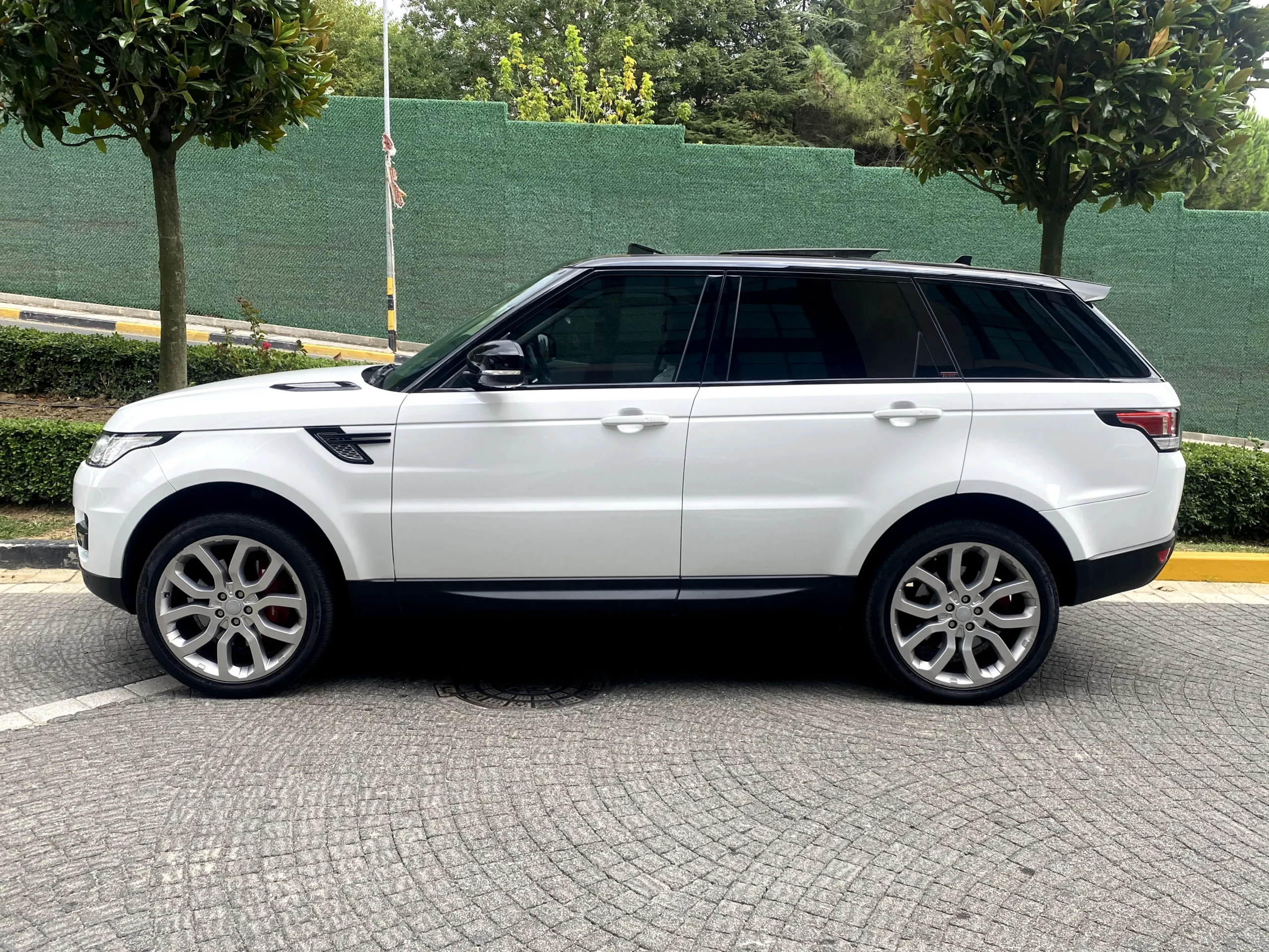 LAND ROVER SPORT 3.0 SDV6 HSE DYNAMIC