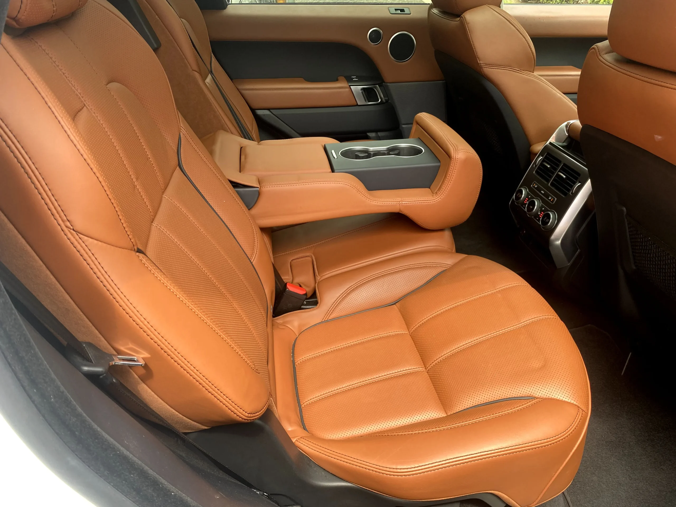 LAND ROVER SPORT 3.0 SDV6 HSE DYNAMIC