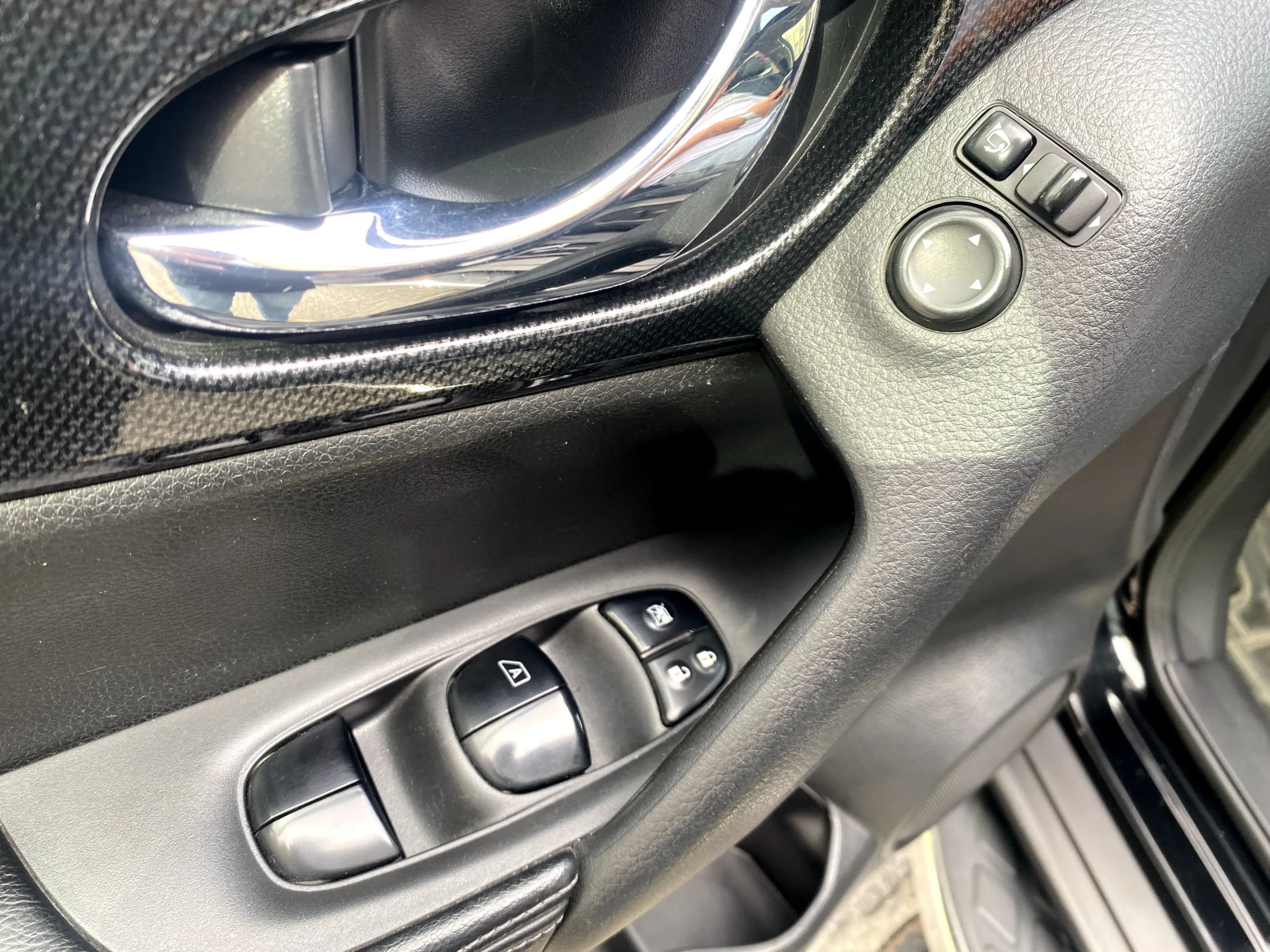 NISSAN X-TRAIL 1.6 DCI PLATINUM PREMIUM