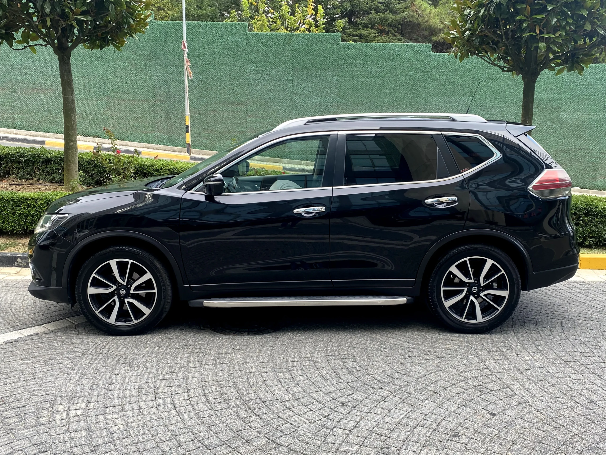 NISSAN X-TRAIL 1.6 DCI PLATINUM PREMIUM