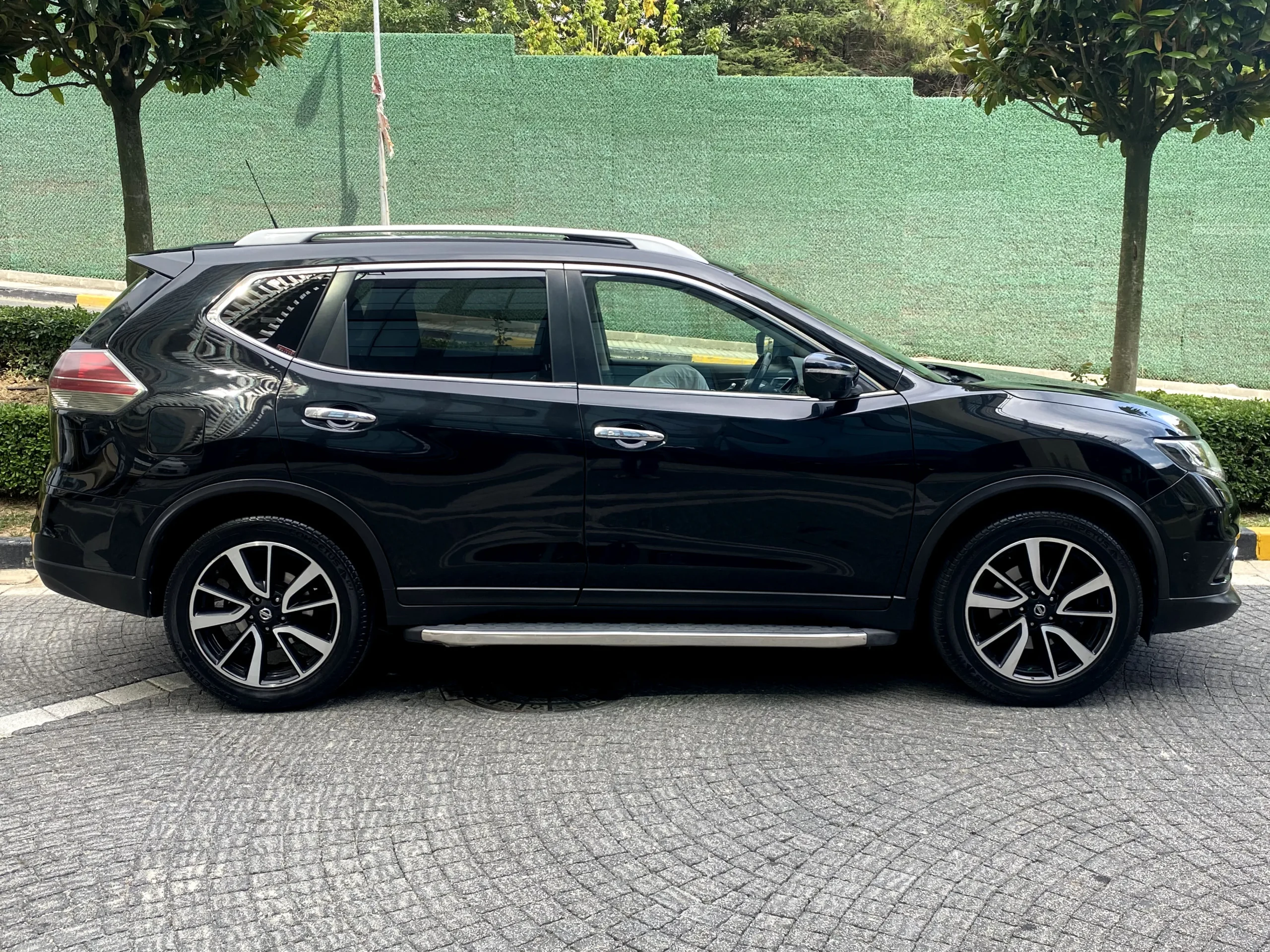 NISSAN X-TRAIL 1.6 DCI PLATINUM PREMIUM