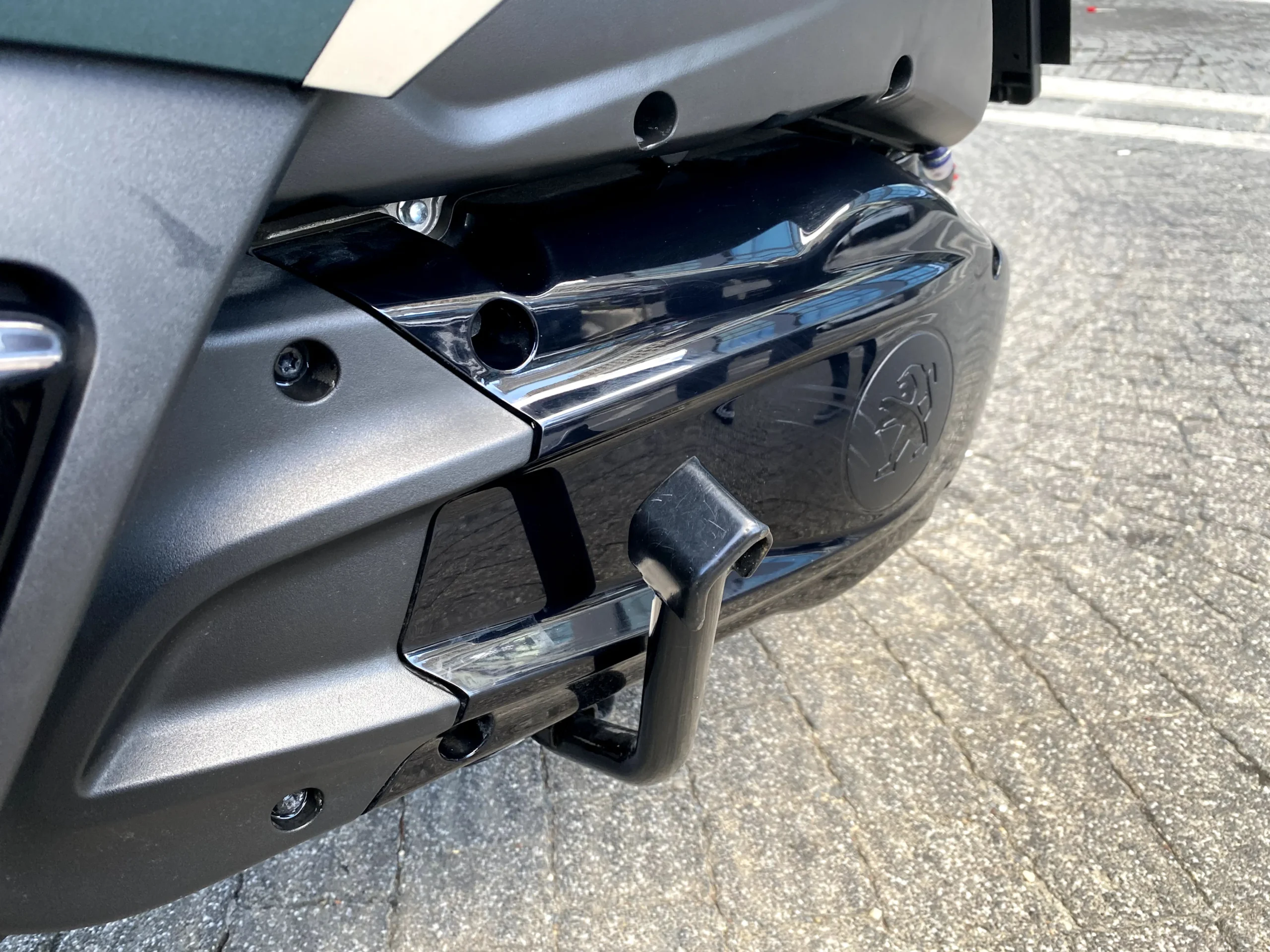 PEUGEOT METROPOLIS SW 400